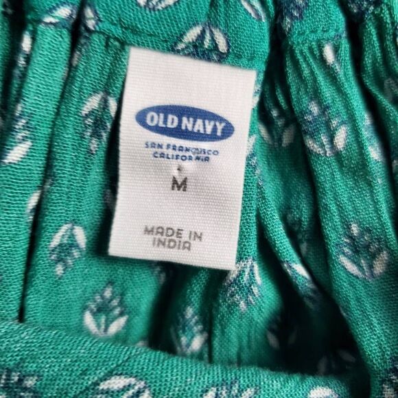 Old Navy Women’s Green Floral Halter Top Size Medium - Picture 5 of 6